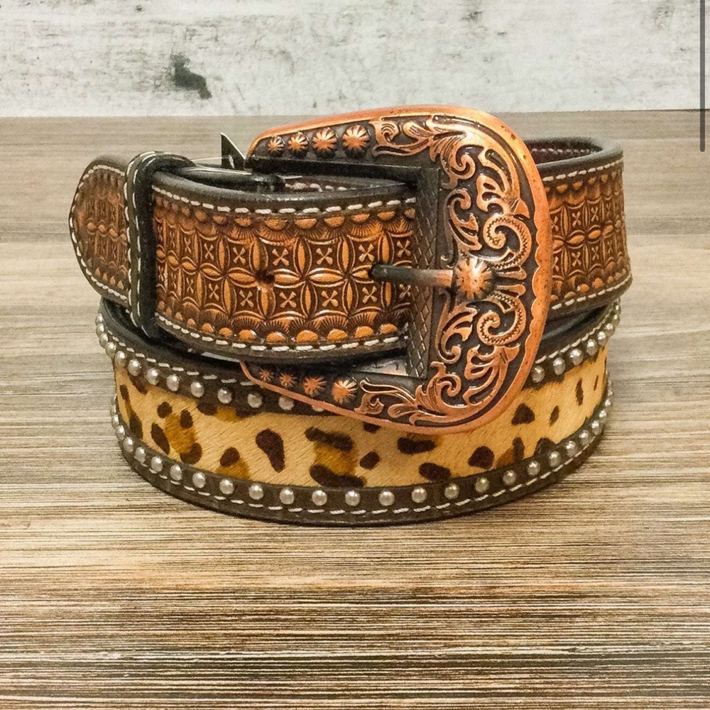 Rafter T hair on cheetah print belt